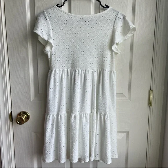 Jessica Simpson White Eyelet Tiered Dress - Picture 2 of 3